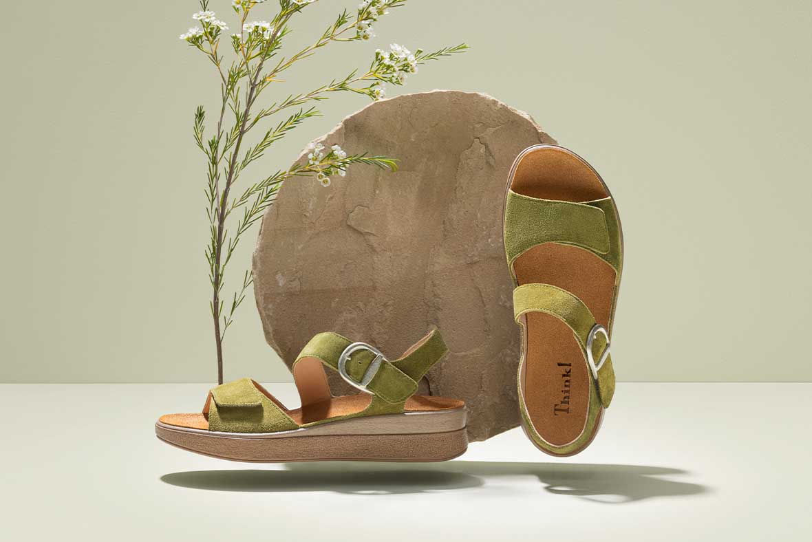 Think! MEGGIE Woman Strap sandal with Velcro Fastener - Material: Suede - Color: Green